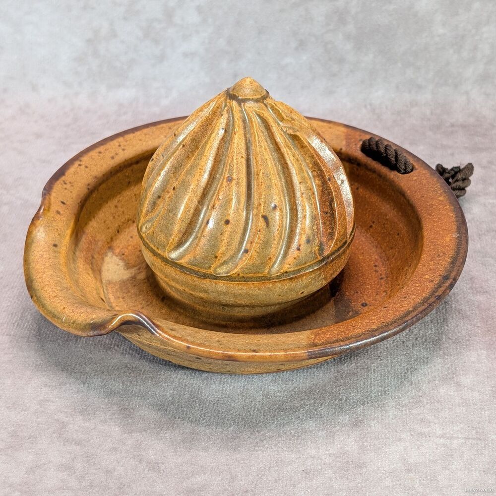 Vintage Studio Art Citrus Juicer Reamer Hand Made Pottery Ceramic Stoneware Ross